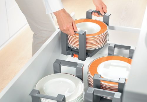 BLUM DRŽAČ TANJIRA BLUM AMBIA-LINE