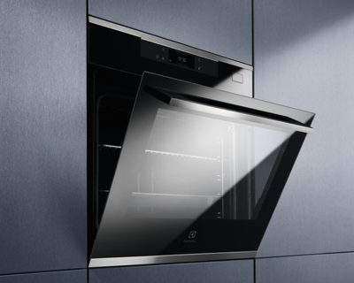 ELECTROLUX KOBBS39WX ugradna rerna