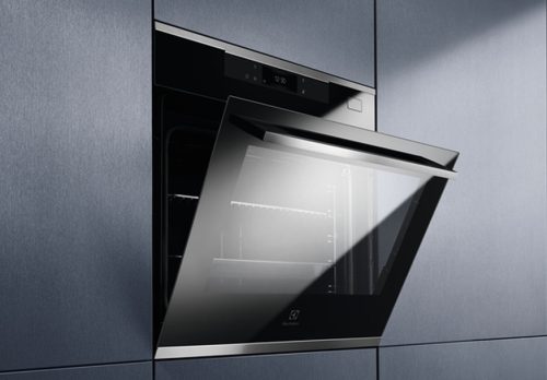 ELECTROLUX KOBBS39WX ugradna rerna