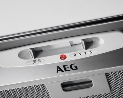 Potpuno ugradni aspirator AEG DGB3523S