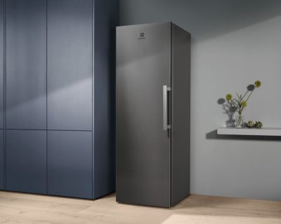 ELECTROLUX LUT6NE28U samostojeći zamrzivač sa fiokama visine 186cm