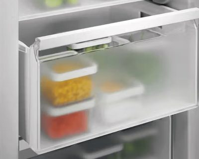 ELECTROLUX EUN7NE18S ugradni zamrzivač sa fiokama visine 177,2cm