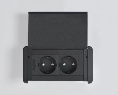 Multifunkcionalna plitka utičnica sa poklopcem DIGITEL SLIM COVER