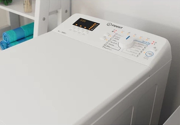 masina-za-pranje-vesa-gornje-punjenje-INDESIT-BTWS60400-EU-N-displej-i-komande INDESIT BTWS60400 EU/N mašina za pranje veša sa gornjim punjenjem