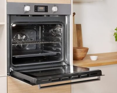 INDESIT IFW6544IX ugradna rerna