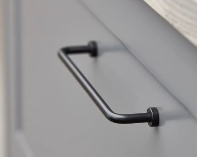 RUČICA FURNIPART LOUNGE CRNA MAT