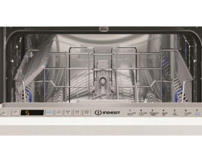 INDESIT DSIO 3M24 C S sudomašina za element 45cm