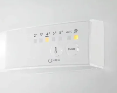 ELECTROLUX LNA7NE18S ugradni kombinovani frižider