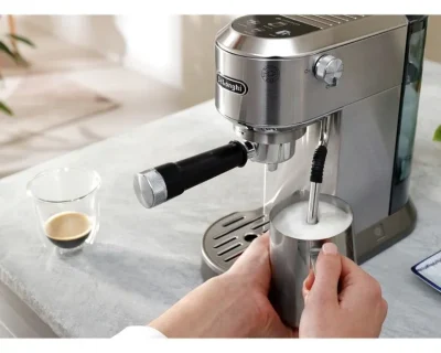 DeLonghi EC890.M aparat za espresso kafu