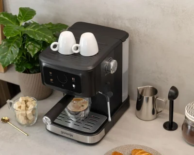 Gorenje ESCM15CDB aparat za espresso kafu