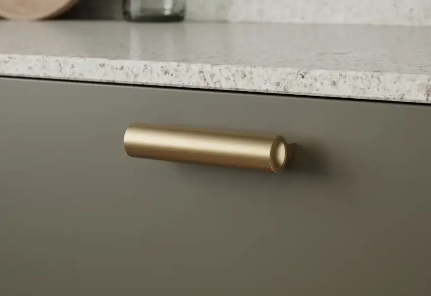rucica-furnipart-lucente-64mm-mat-brass RUČICA FURNIPART LUCENTE MAT BRASS